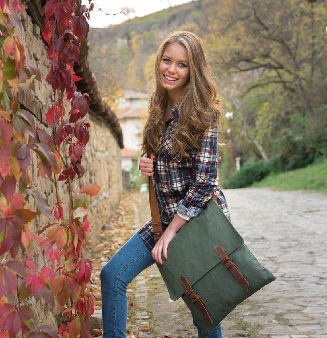 Голяма чанта през рамо